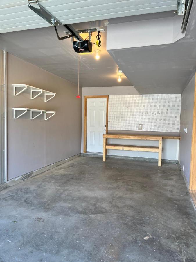 Perfect Base Invermere 3Bd Townhouse Mt Views With Garage Dış mekan fotoğraf