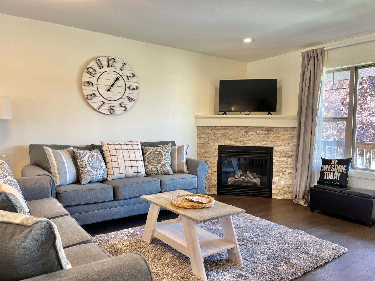 Perfect Base Invermere 3Bd Townhouse Mt Views With Garage Dış mekan fotoğraf
